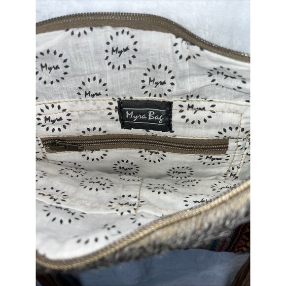 Myra Bag Laces of Color Medium Crossbody Bag Leather Cowhide Southwestern M-3975 - Picture 10 of 12
